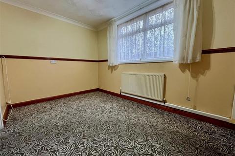 3 bedroom end of terrace house for sale, Amethyst Road, Hull
