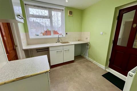3 bedroom end of terrace house for sale, Amethyst Road, Hull