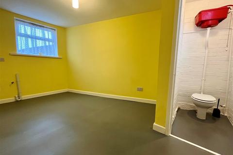 3 bedroom end of terrace house for sale, Amethyst Road, Hull