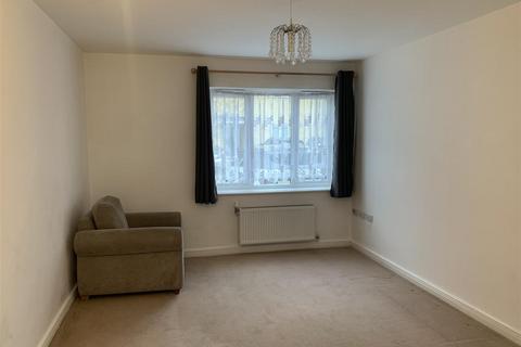 undefined, Squirrels Close, Swanley, BR8