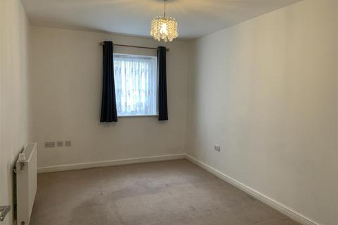 undefined, Squirrels Close, Swanley, BR8