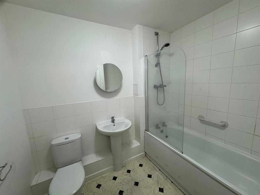 Bathroom.jpeg