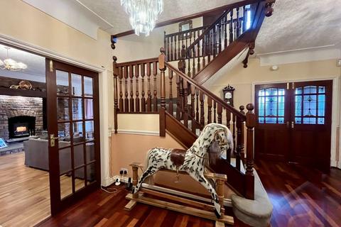 5 bedroom detached house for sale, Gravel Lane, Banks, Southport, PR9 8BN