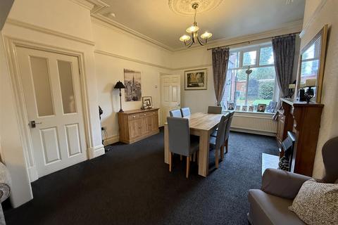 2 bedroom terraced house for sale, Huddersfield Road, Scouthead, Oldham