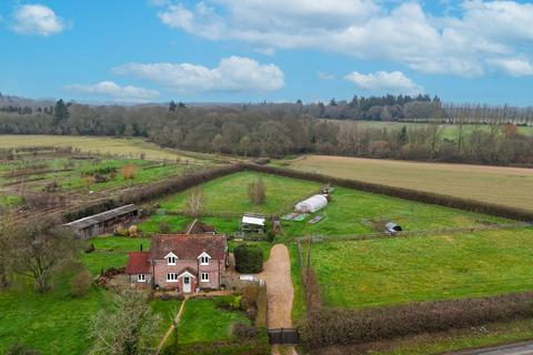 4 bedroom cottage for sale, Hamptworth Road, Salisbury SP5