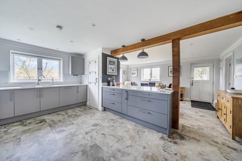 4 bedroom cottage for sale, Hamptworth Road, Salisbury SP5