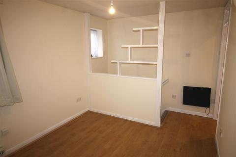 1 bedroom flat to rent, Bevelwood Gardens, High Wycombe HP12