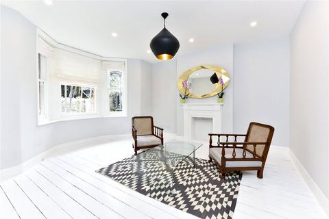 2 bedroom apartment to rent, Albert Bridge Road, Battersea, London, SW11