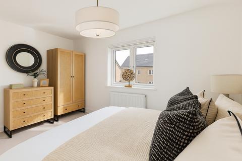 4 bedroom detached house for sale, Buckenham Road, Attleborough