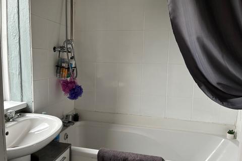 undefined, Sissons Grove, Leeds