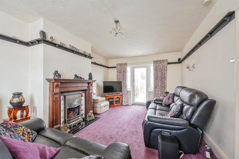 undefined, Whinbush Avenue, Allenton, DERBY