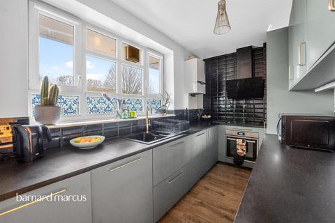 Aldrington Road, London