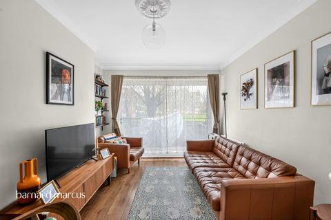 2 bedroom flat for sale, Aldrington Road, London