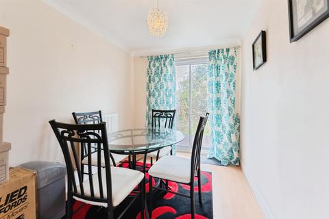 undefined, Eliot Close, Wirral
