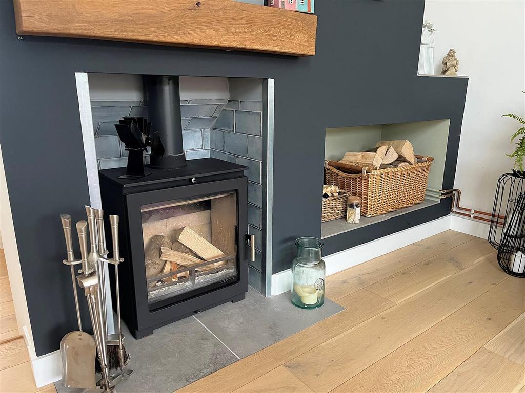 Fireplace.jpg