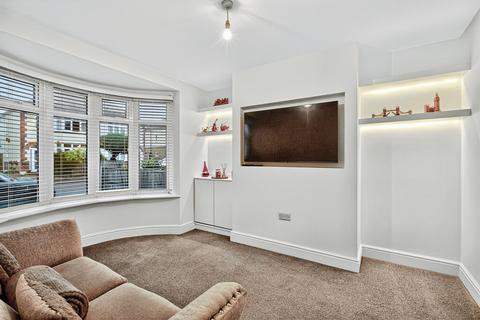 3 bedroom semi-detached house for sale, Eastwood Road, Sittingbourne