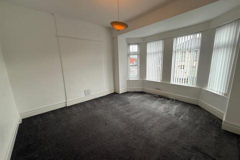 undefined, North Road, Birkenhead, CH42