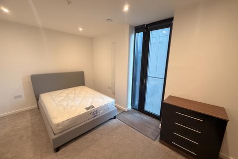 2 bedroom flat to rent, Marlstone Ave, Salford, M3