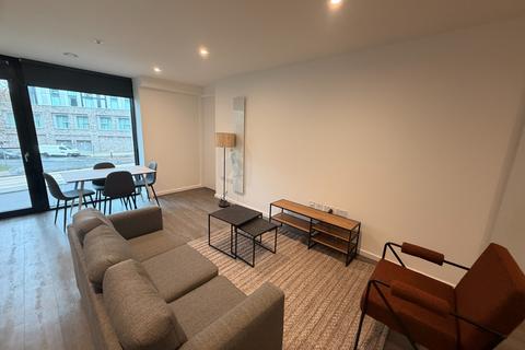2 bedroom flat to rent, Marlstone Ave, Salford, M3