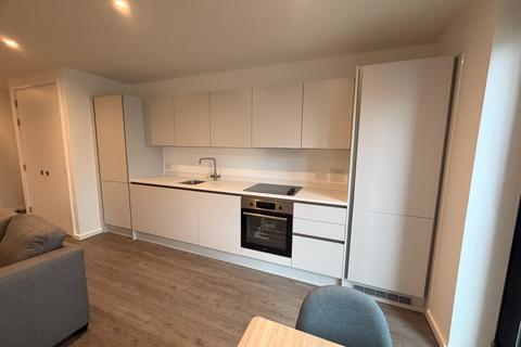 2 bedroom flat to rent, Marlstone Ave, Salford, M3