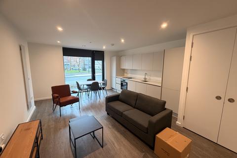 2 bedroom flat to rent, Marlstone Ave, Salford, M3