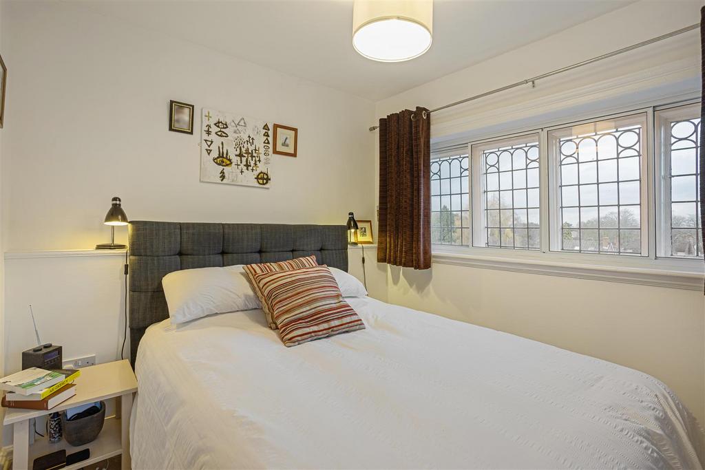 Apt 11 Aldersyde House 88.jpg