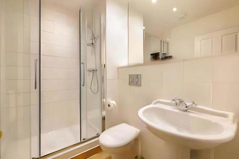 1 bedroom flat to rent, Mercer Street, London