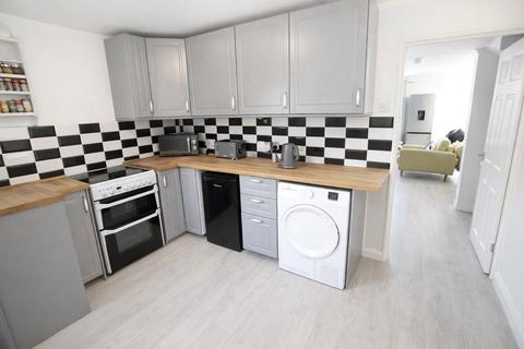 4 bedroom terraced house for sale, Sycamore Avenue, United Kingdom NE38