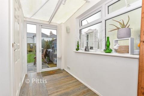 2 bedroom semi-detached house for sale, Harding Road, Ryde, Isle of Wight