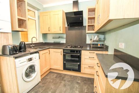 3 bedroom terraced house for sale, Middle Park Avenue, London, SE9
