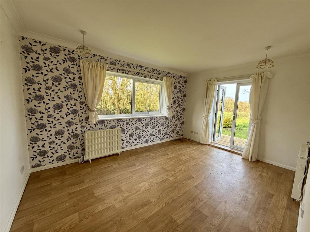 Sitting Room: