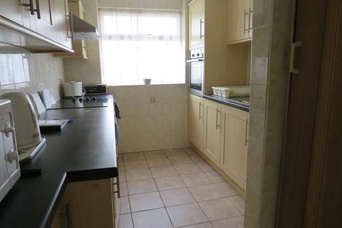 2 bedroom semi-detached house for sale, Scott Road, Wellingborough