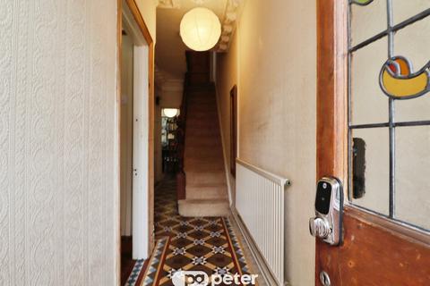3 bedroom terraced house for sale, Dogfield Street, CARDIFF