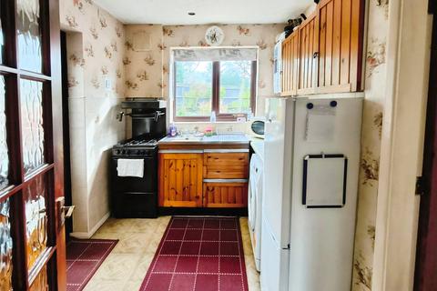 3 bedroom semi-detached house for sale, Simmons Road, West Midlands WV11
