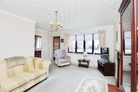 2 bedroom detached bungalow for sale, Mayfair Close, Harworth, Doncaster