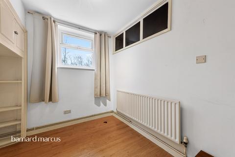 1 bedroom flat for sale, Whitefield Close, Putney, London