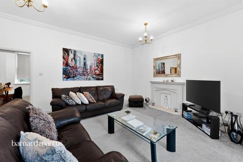 1 bedroom ground floor flat for sale, Grove Close, Epsom