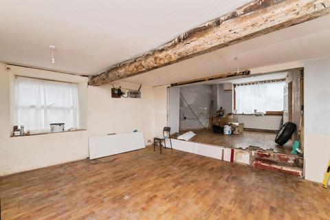undefined, The Square, Uffculme, Cullompton