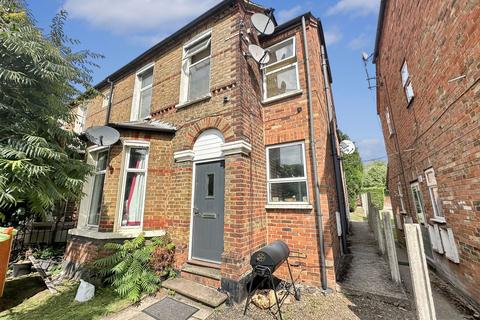 London Road, High Wycombe, Buckinghamshire, HP11