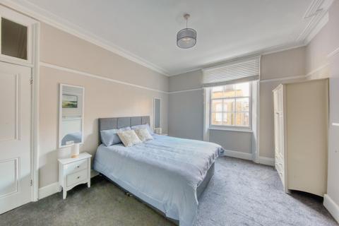 1 bedroom flat to rent, Abingdon Mansions, Pater Street, London, W8