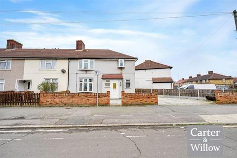 3 bedroom end of terrace house for sale, Fanshawe Crescent, Essex