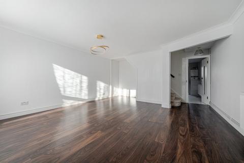 3 bedroom terraced house for sale, Acorn Close, Enfield