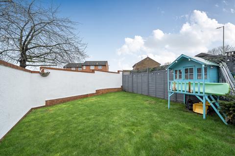 2 bedroom end of terrace house for sale, Oakwood Road, Eastleaze, Swindon, SN5 7EF