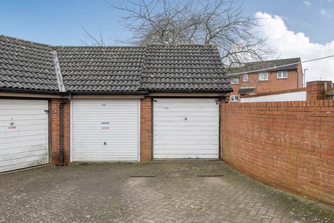 2 bedroom end of terrace house for sale, Oakwood Road, Eastleaze, Swindon, SN5 7EF