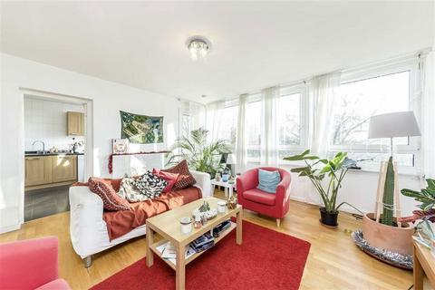 3 bedroom flat to rent, John Ruskin Street, London SE5