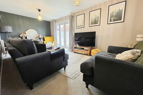 3 bedroom detached house for sale, Magdalene Close, South Marston, Swindon