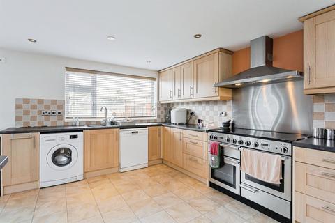 4 bedroom detached house for sale, Meadow Lane, Burgess Hill