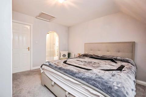 3 bedroom end of terrace house for sale, Elbow Street, Cradley Heath