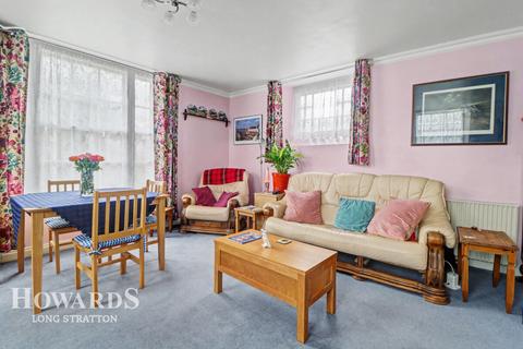 undefined, Ipswich Road, Pulham Market