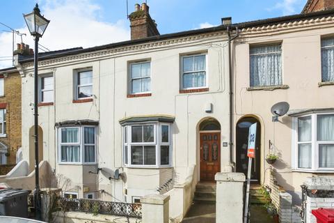 Hencroft Street South, SLOUGH